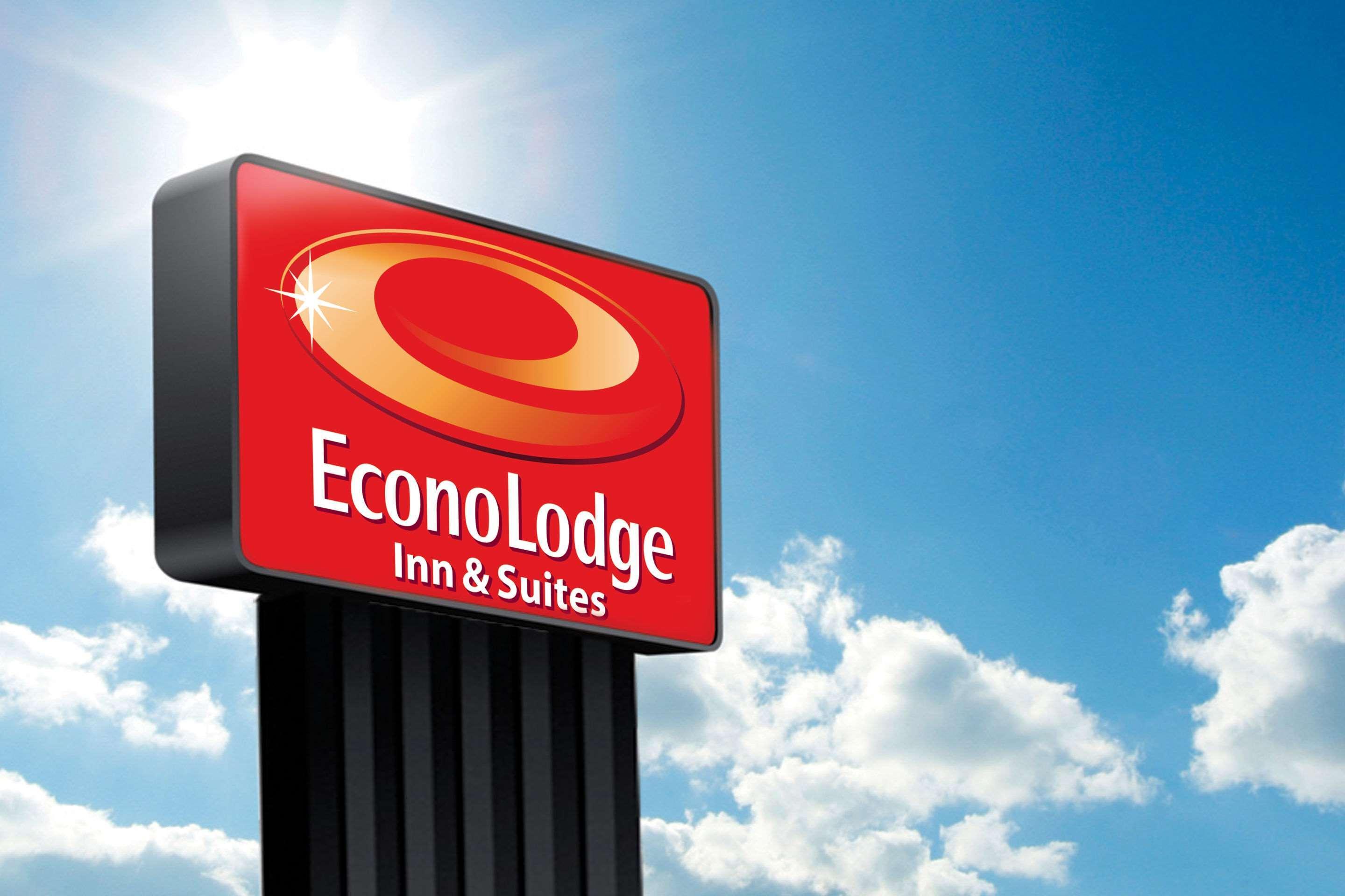 Econo Lodge Inn & Suites Florida City Exteriör bild