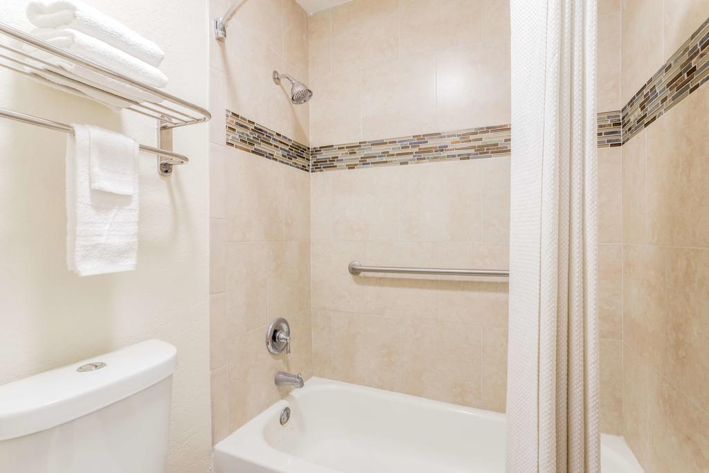 Econo Lodge Inn & Suites Florida City Exteriör bild
